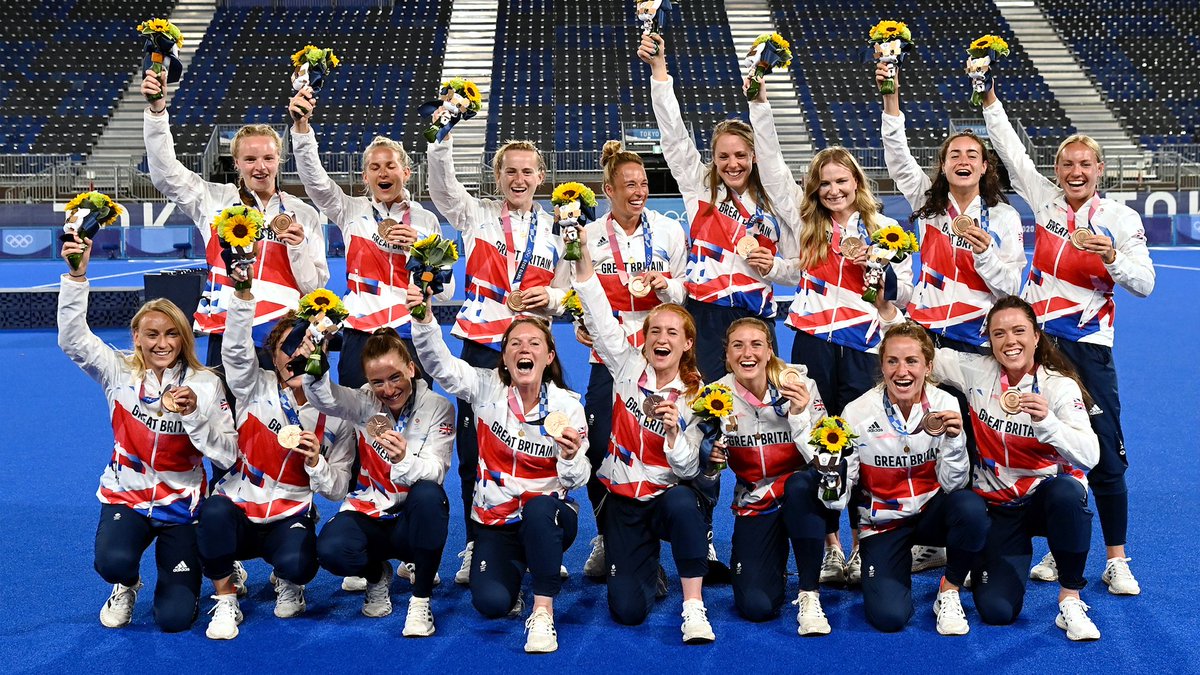 GBHockey's tweet photo. Christmas Countdown - 1⃣

The journey. The sacrifice. The team.

What a truly special moment it was to win 🥉 at #Toky2020 🙏 https://t.co/GyTApukM0G