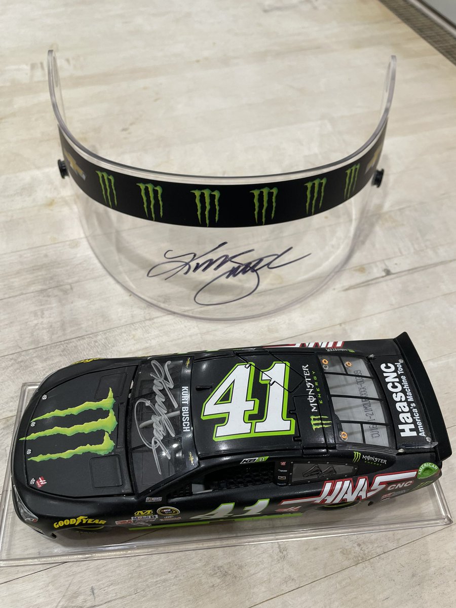 Time for a Another Christmas Giveaways 🎅

- 2021 Race Used Visor Signed by Kurt Busch &amp; Signed Diecast  

- 2 Tickets to any Xfinity Race in 2022

RT this Tweet
Follow: <a href="/racechaser51/">𝙎𝙩𝙚𝙫𝙚 𝘾𝙖𝙧𝙣𝙚𝙨</a> and <a href="/FPFRacing/">First Pacific Funding Racing</a>