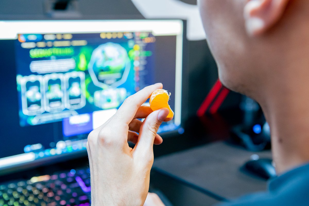 Scrim ⌨️🖱️
Pause 🍊
Scrim ⌨️🖱️
Pause 🍊
Scrim ⌨️🖱️

#400gChallenge #EU