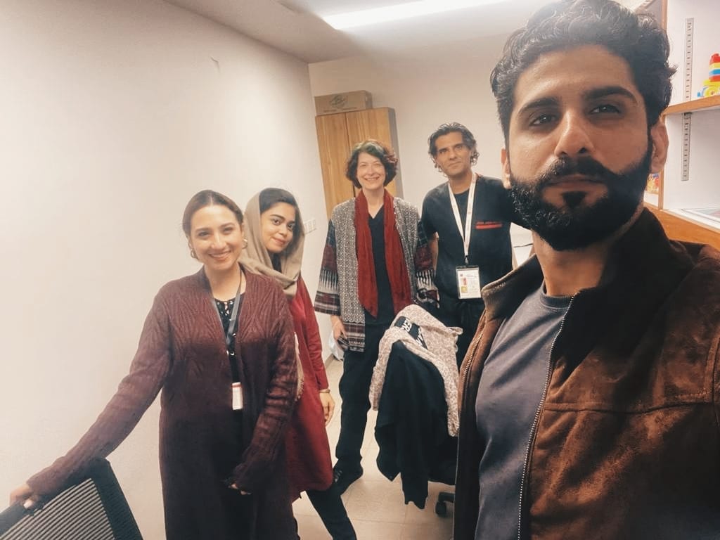 Dr. Barbara Villona, International Emergency Medicine Physician dropped by the CCIT office, enjoying a brief fireside chat on ideas for innovation in emergency medicine.

@VillonaMD <a href="/amian74/">Asad Mian</a> <a href="/AKUGlobal/">Aga Khan University</a> 
#ccit #emergencymedicine #healthcare #innovation #creativity #healthcare