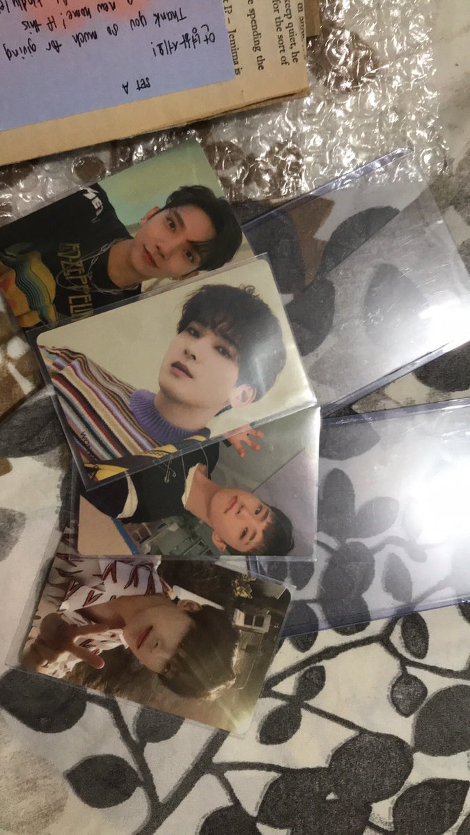 jkwonshi's tweet photo. ββ happy mail! β¨β€οΈ
@kjqbwonu
thank you po for packing these safely!! super smooth ng transaction! β¨ ang bilis pa dumating!! π₯Ίβ€οΈ
dahil dito baka mapabili ako ng henggarae pcs!!! ππβ€οΈ
until our next transaction po! horanghae π―
#tinemails ππ― https://t.co/GZjDGx1SQ4