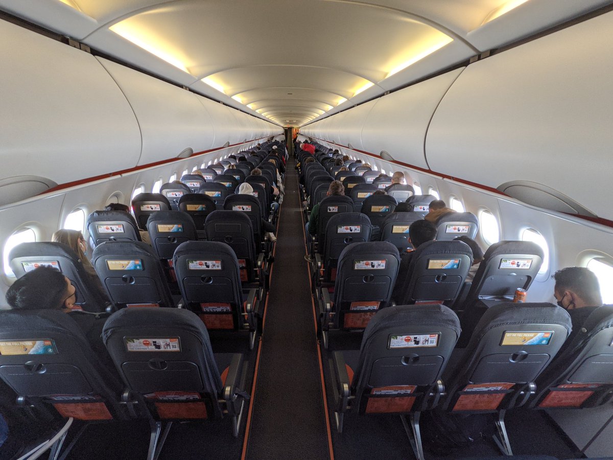 Emily Hornett ✈️ 🏳️‍⚧️ tweet media