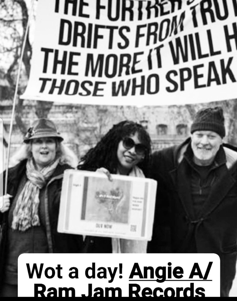 1angiea's tweet photo. Wot a day indeed! Still buzzzn from it ๐ค I've always wanted to go to a protest and in support of the #hospitalityindustry I just had to go share a few songs and positive vibezzz! A gr8 chance to also film parts for ma #lockdown20 song! The couple in photo requested a rewind!๐ https://t.co/ikYfsTXze9
