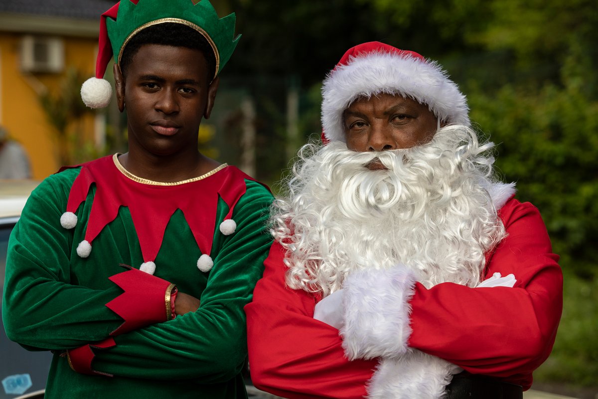 Death in Paradise tweet media