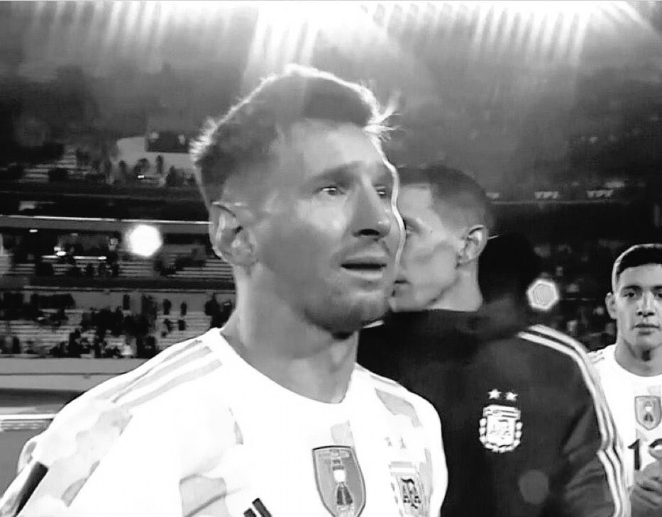 Mathafackzer's tweet image. Bonjour je m’appelle Peter Parker et …… je voudrais un café