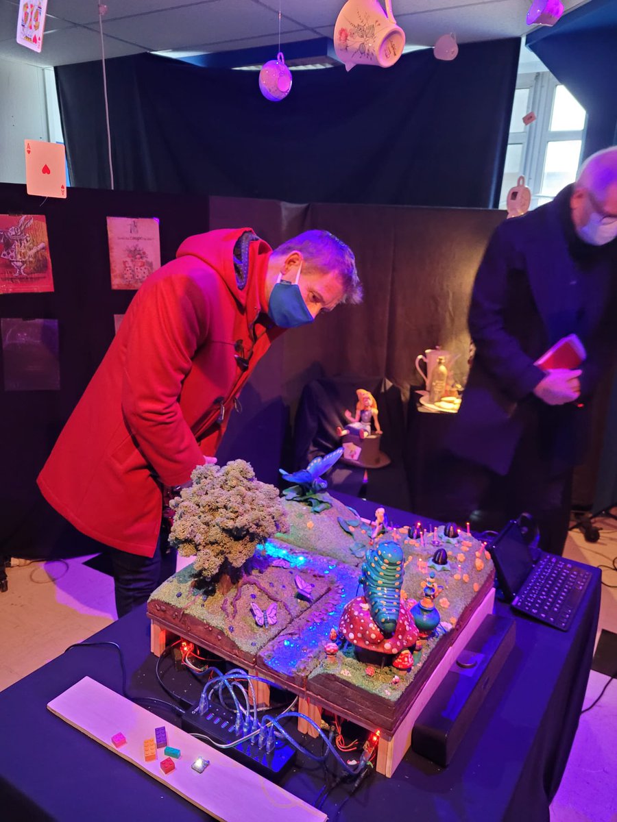 eggarorlop's tweet photo. Matinée au pays d'Alice à la découverte d'un projet 100% local par #GuillaumeBricout #studioOracle.
Et visite improvisée @C19Evry #laurentprevel pour découvrir les travaux de cette pépite du centre-ville!
#attractivite
@VilledEvryCourc
@grandparissud
@ENSIIE
@C19Evry
@MZeghouf https://t.co/Ku2kpa8hAW
