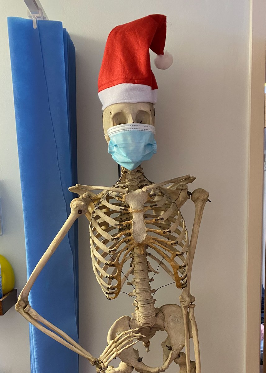 WoodstockSurge1's tweet photo. Thanks to all the patients who attended the Covid Booster clinic yesterday - it was our biggest ever, vaccinating over 500 patients!!! 

We thought we'd share some of the photos taken during the day... 🎄🎅 https://t.co/tVloDTZK9B