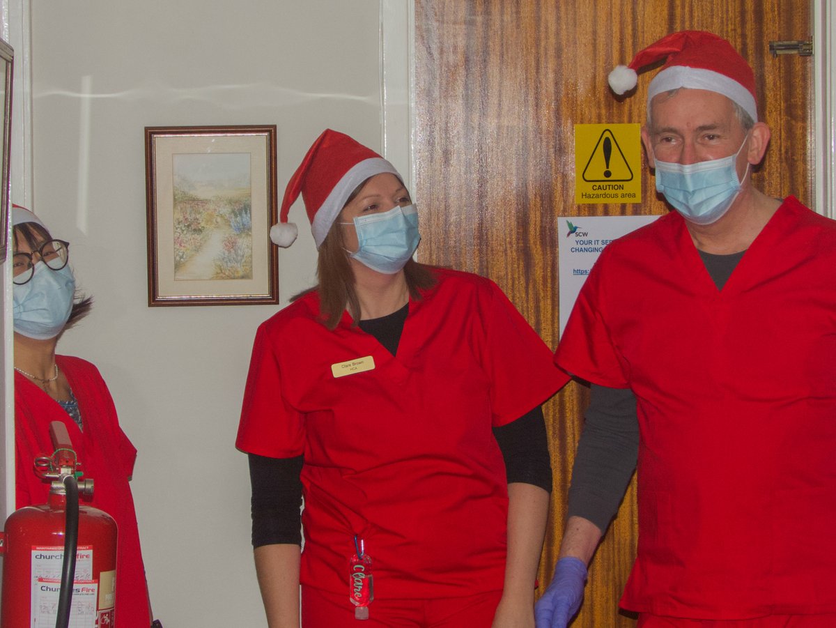 WoodstockSurge1's tweet photo. Thanks to all the patients who attended the Covid Booster clinic yesterday - it was our biggest ever, vaccinating over 500 patients!!! 

We thought we'd share some of the photos taken during the day... 🎄🎅 https://t.co/tVloDTZK9B