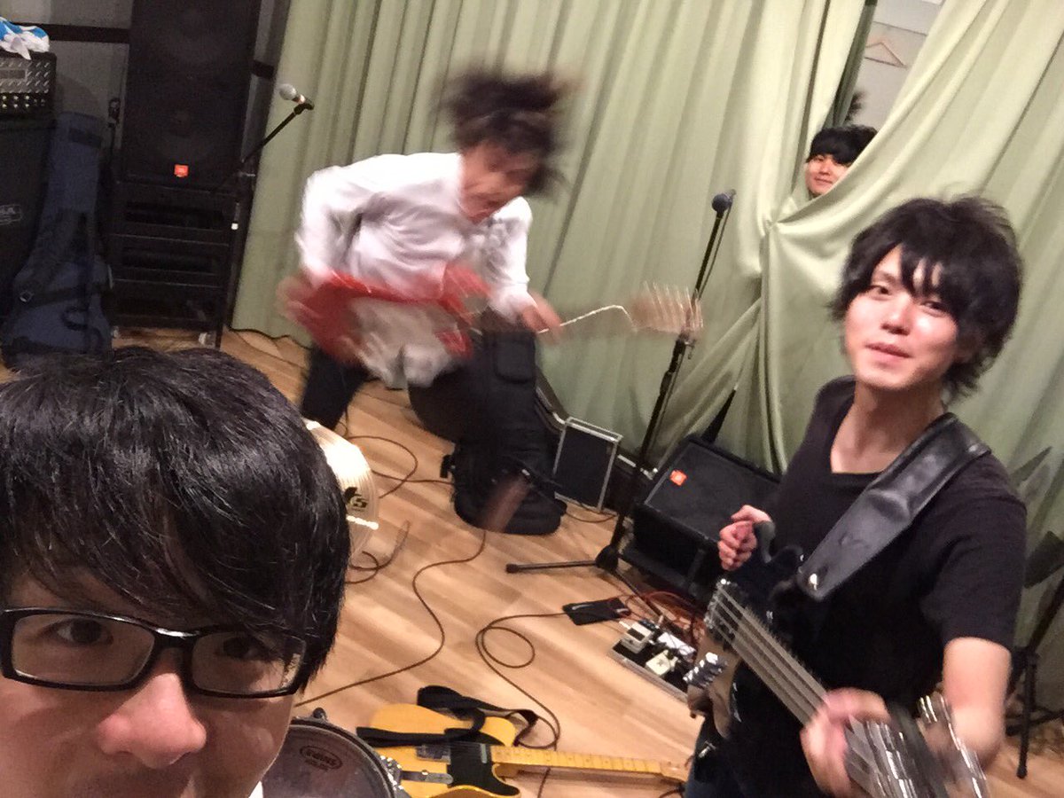 mojaprock's tweet photo. 【解禁】
くそガキおかえり

Monsters Of JAProck presents "Kids Return" for THEATER, BASE and FUTURE
2022.2.13(日)名古屋新栄APOLLO BASE
開場17:00開演17:30
前売3000円当日3500円(D別)
Bob is Sick
Half moon spiral
phonon
the unknown forecast

e＋ 12/25(土)10:00~
https://t.co/N3iCLLSSfu https://t.co/3mtUP3vOEZ