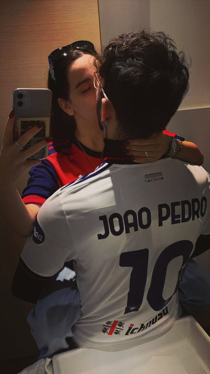 Bonu4L's tweet photo. Spoiler: ci siamo messi insieme https://t.co/HQa5jhqYo2