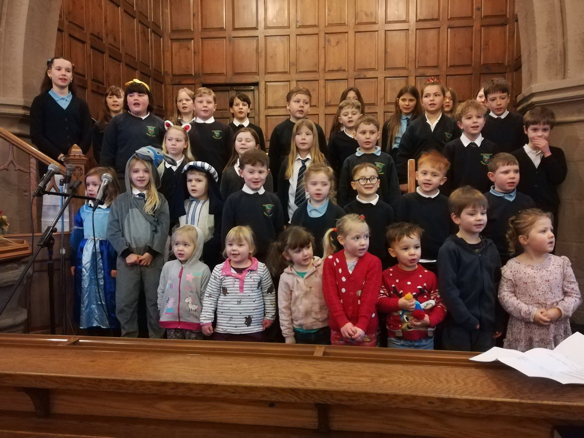 AuchterhousePS's tweet photo. An absolute joy to be celebrating Christmas through sharing our virtual Christmas Service online with not only our local community but our @BritishCouncil #connectingclassrooms in Pune, India! MERRY CHRISTMAS!! 🎄🎄🎄🎄🎄

#UNCRCarticle15 #UNCRCarticle17 https://t.co/DbLol0h0p2