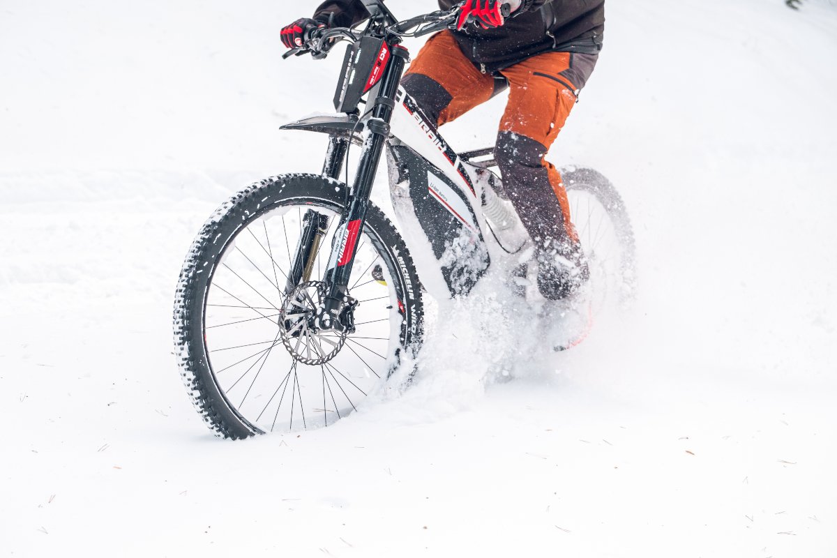 BraihBikes's tweet photo. 1, 2, 3 o 4❓
Braih Super e-bike, master in all terrains! 💥
Up to 160Nm. and 9 levels of assistance, our #ebike provides you all the power that you need in any circumstance and place.
#braih #superebike #braihbikes #bike #bikelife  #winter #cycling #nature #ebikes #mtb #enduro https://t.co/FFYN8tnLeX