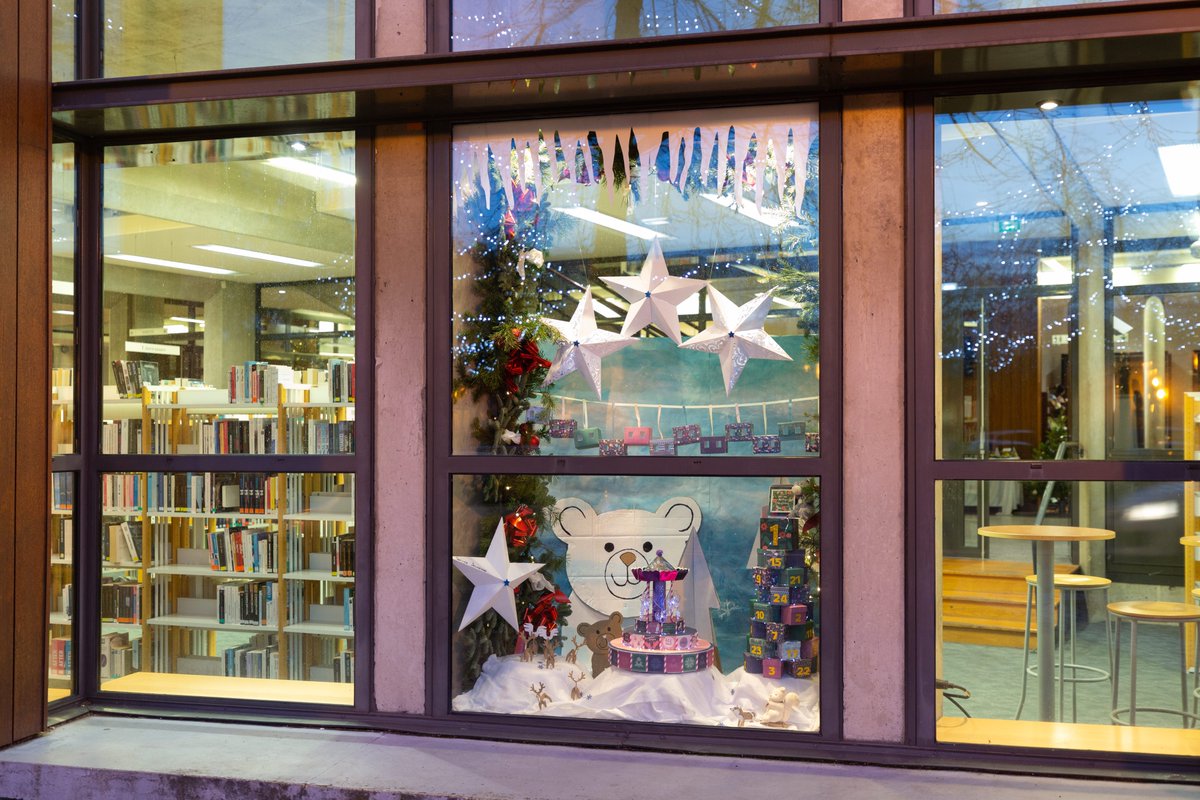 Petit_Quevilly's tweet image. Joyeuses fêtes 🌟
La Ville vous souhaite d'excellentes fêtes de fin d'année ! Prenez soin de vous et de votre famille. ❤️
#PetitQuevilly