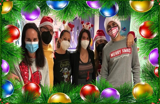 Los tutores de cuarto de primaria os deseamos una Feliz Navidad y un Próspero Año Nuevo!!!@HBSTORREJON