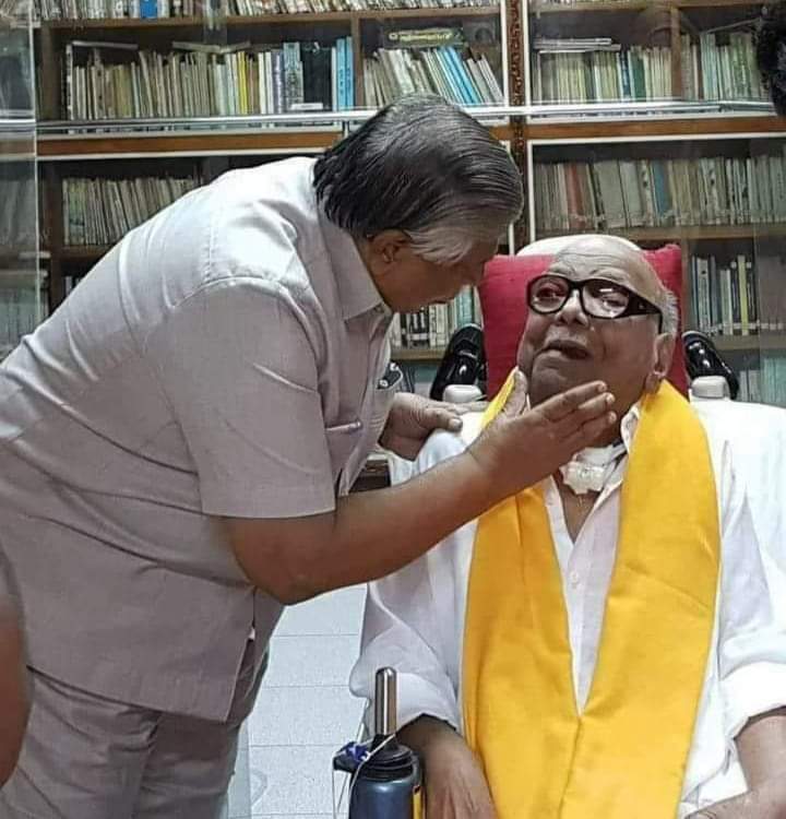ManimaranSella's tweet photo. தலைவர் கலைஞர் அவர்களின் நிழல் அய்யா திரு. சண்முகநாதன் அவர்களுக்கு வீரவணக்கம்... https://t.co/XGJ8zLxnmd