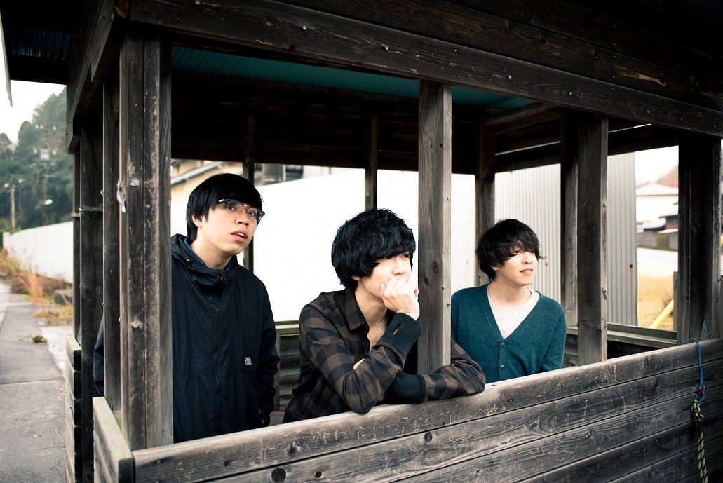 phonon_official's tweet photo. お久しぶりです。

Monsters Of JAProck presents "Kids Return" for THEATER, BASE and FUTURE
2022.2.13(日)名古屋新栄APOLLO BASE
開場17:00開演17:30
前売3000円当日3500円(D別)

phonon
Bob is Sick
Half moon spiral
the unknown forecast

 e＋ 12/25(土)10:00〜
https://t.co/UhPQ5FfiU6 https://t.co/dPRONoZzQ4