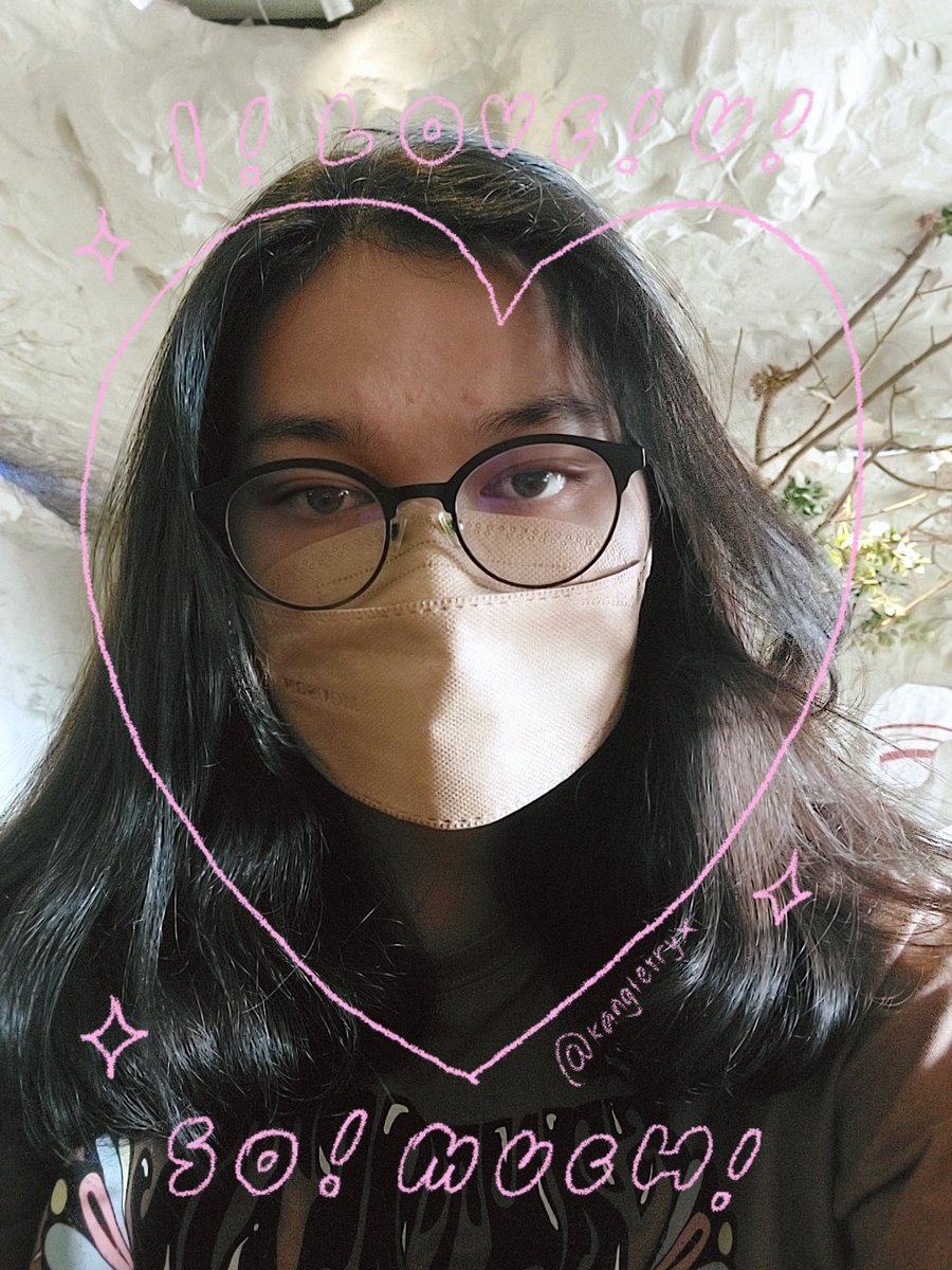 kangterryx's tweet photo. ↳ currently playing :
   [I Guess I'm In Love] - [Clinton Kane]
     0:56 ——•———————— 3:24
        ↺       <<          ll          >>     ⋮≡ 

[ #MOASD #MOASelcaDay #TAEHYUN #태현 #TOMORROW_X_TOGETHER
@TXT_members @TXT_bighit ] https://t.co/Y06rRXNQSW
