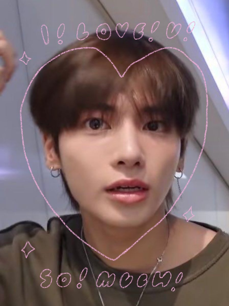 kangterryx's tweet photo. ↳ currently playing :
   [I Guess I'm In Love] - [Clinton Kane]
     0:56 ——•———————— 3:24
        ↺       <<          ll          >>     ⋮≡ 

[ #MOASD #MOASelcaDay #TAEHYUN #태현 #TOMORROW_X_TOGETHER
@TXT_members @TXT_bighit ] https://t.co/Y06rRXNQSW