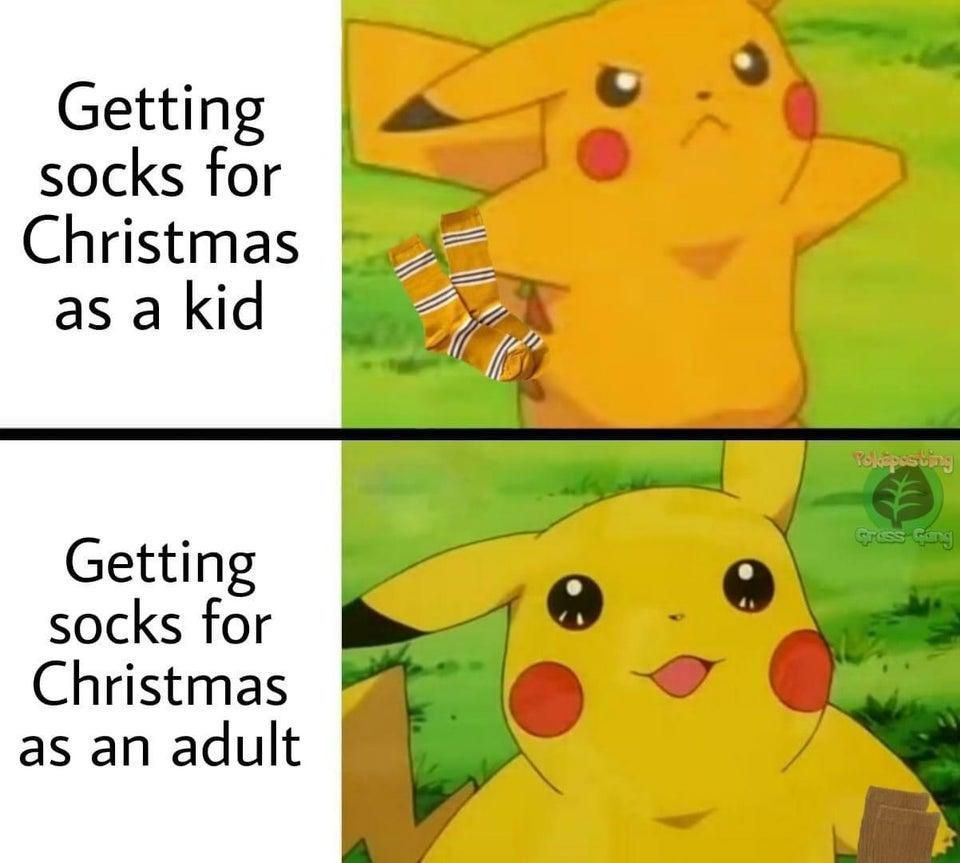 mankey_in's tweet photo. #5DaysOfChristmas #Christmas2021 #Mankey #mankeysocks #socksmeme https://t.co/iCskC614jo