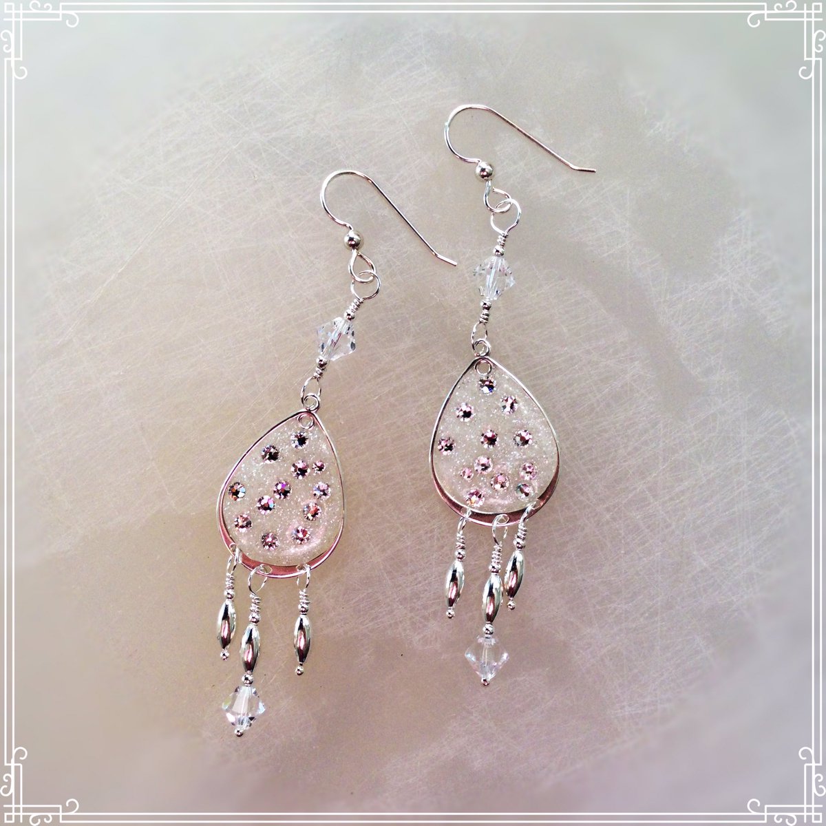 Tear drop earrings #holidayjewelry #earrings #gifts #jewelry