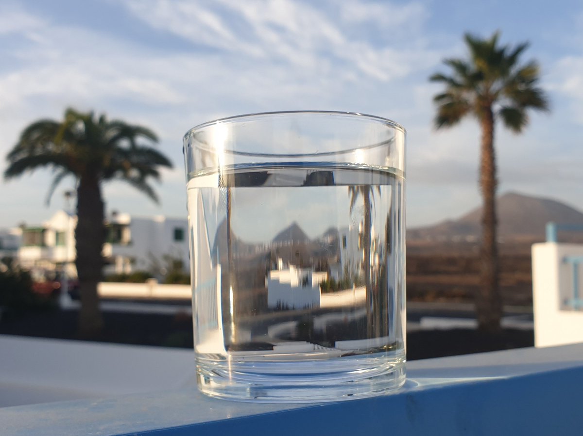 Desde la vecina Lanzarote...foto para apoyar a La Palma #VasosSolidarios 👍👍