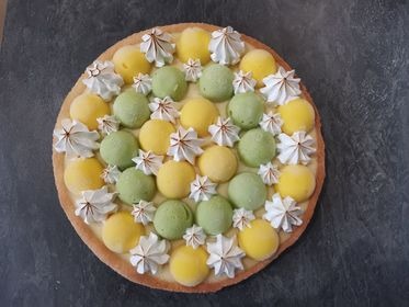 EISFformation's tweet photo. Quel plaisir de recevoir des nouvelles de notre ancien apprenant Vincent Denolf ! "J'ai passé mon #CAPpâtissier avec vous et j'ai trouvé un emploi avec la possibilité de reprendre la #pâtisserie d'ici 2 ans. Du coup je me sens inspiré en créant ma première tarte ! (...)" https://t.co/f6he7lZxes
