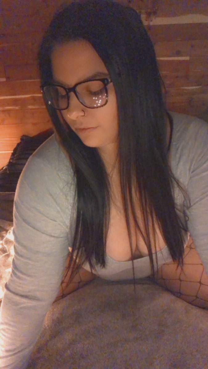 Jess98102876's tweet photo. 20% SALE!!! #accountant #allnatural #ContentCreator #cashapp #content #CurvyBodies #HappyHolidays #LinkInBio #onlyfans #onlyfansadult #subscribe 

https://t.co/YPMBEzosZs https://t.co/KQs1pvpgm8