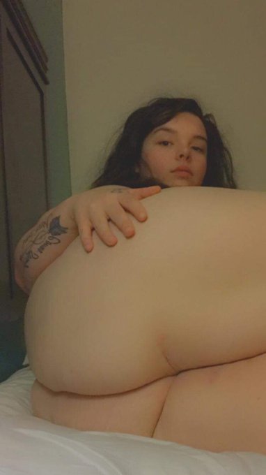 Watch 𝑫𝒆𝒃𝒃𝒊𝒆𝒆𝒆 😜's leaked NSFW photo on TwXstars