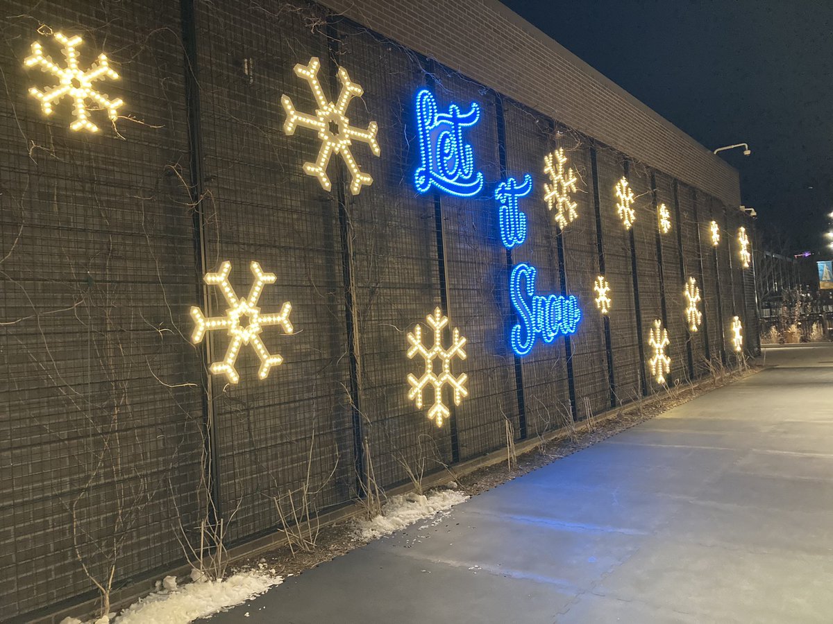 It’s a winter wonderland at <a href="/titletown/">Titletown</a>! There’s a variety of activities to keep the family entertained now and throughout winter break ❄️