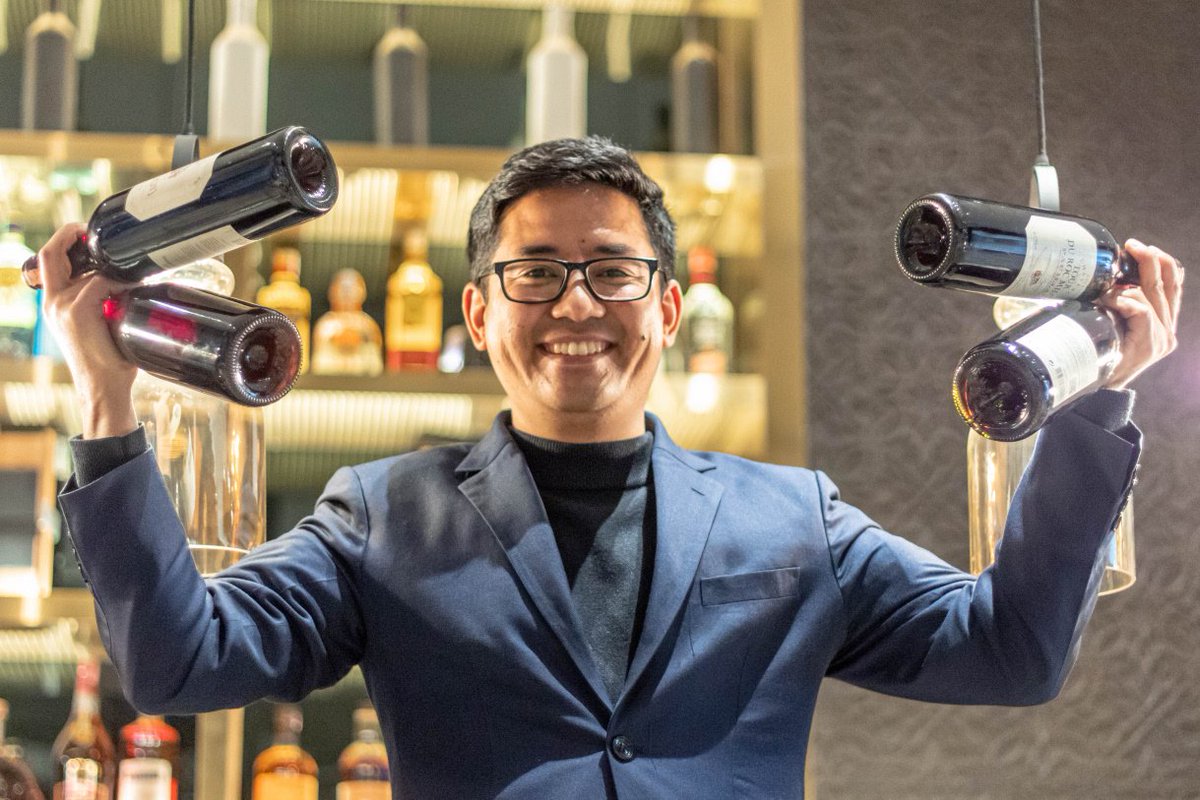 HyattPlaceKtm's tweet photo. Meet our AGM - Food and Beverage, Prakash. Two things you don’t know about him - He is a certified Wine & Sake sommelier and he laughs at his own jokes.
#hyatt #hyattplace #hyattplacekathmandu #hyattplacesoalteemode #meetourteam #HPfamily #aDifferentPlace https://t.co/t4v7WSjmJ5