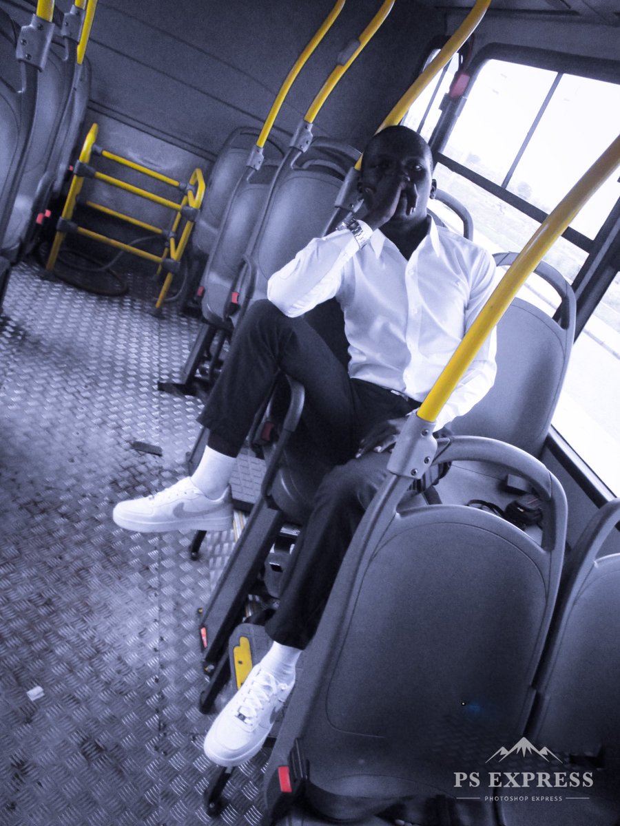 NetoGeremias1's tweet photo. We can do What we think but most important isn’t to do, but why. In that day I was in bus when my parents got married we had taking  the pictures in that day https://t.co/SGlp5BGmwm