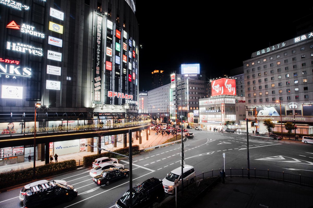 Gentaro0111_'s tweet photo. #α7IV  #大阪 #夜景

①.②#ヨドバシカメラ
③#阪神百貨��
④#梅田スカイビル https://t.co/8T7eWCJ7CQ