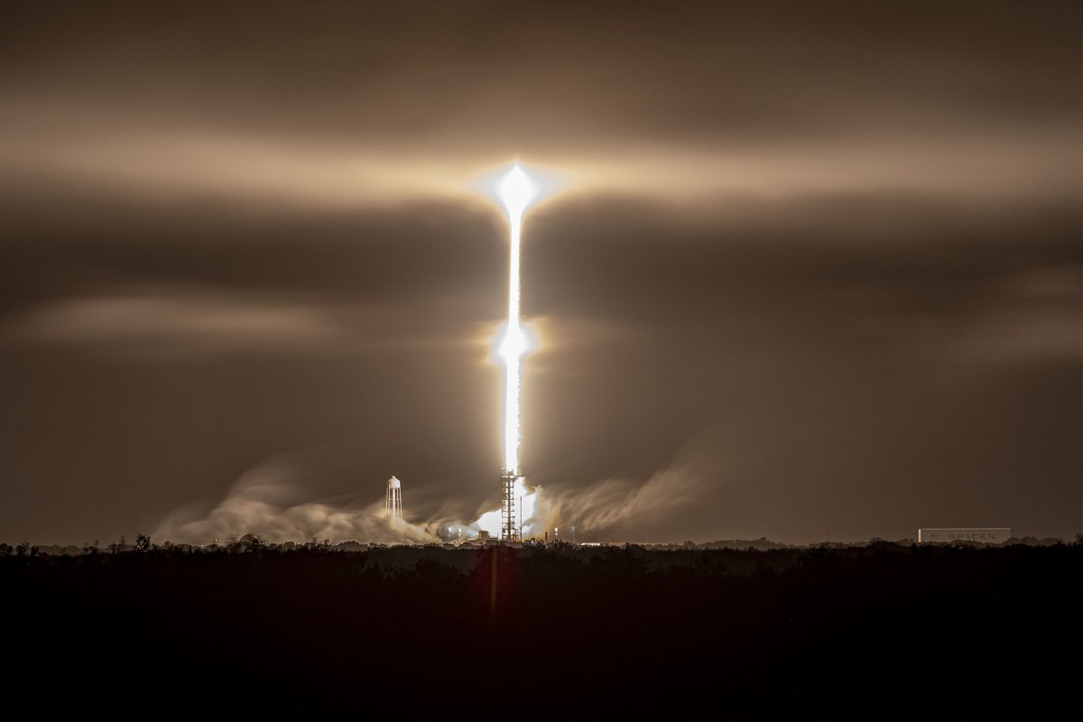 SpaceX tweet picture