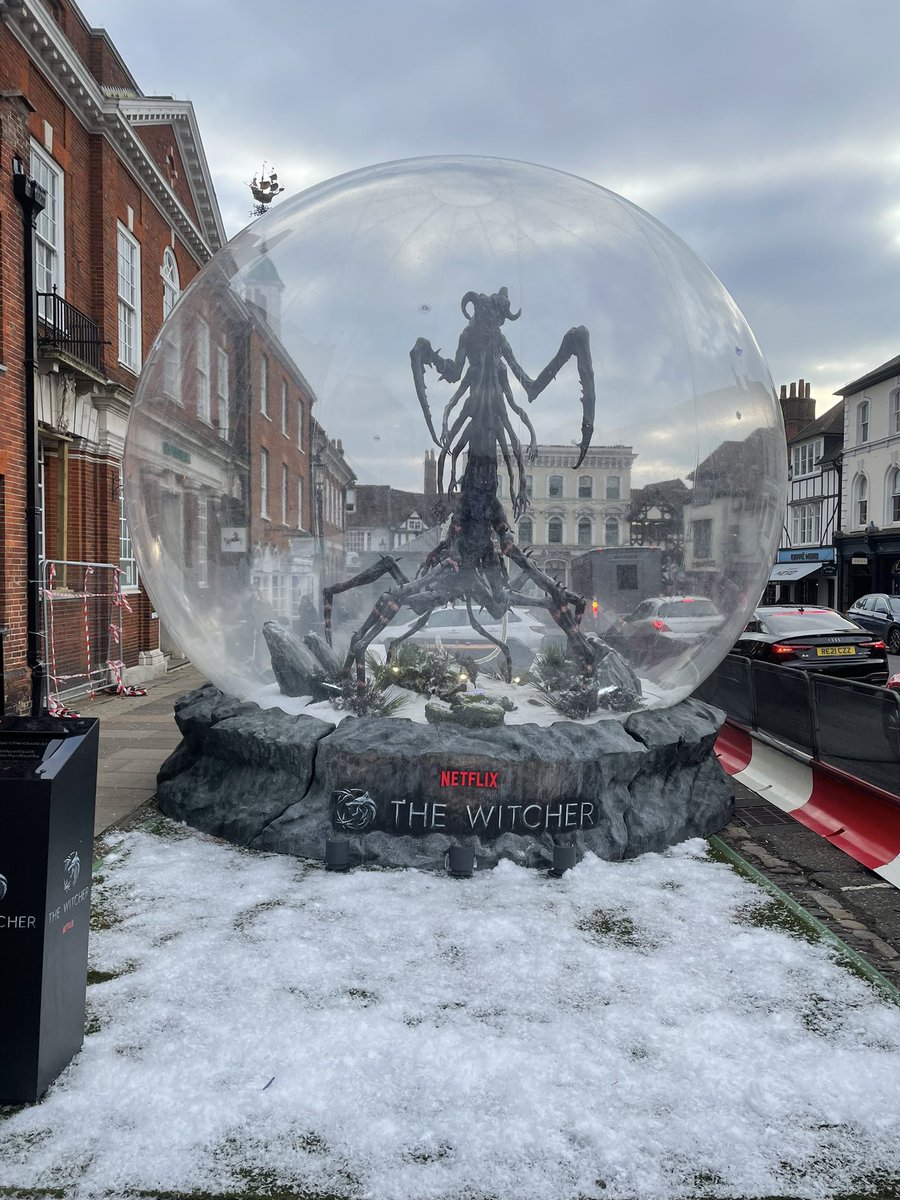 Captain_Farnham's tweet image. Spotted this beauty in Farnham, it’s getting more like Hollywood every day. #TheWitcher2