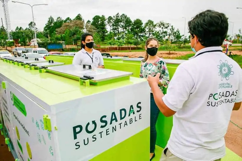economisiones's tweet photo. #LaCiudad #Ambiente Costa Sur: inauguran nuevo Ecopunto de #PosadasSustentable https://t.co/SzZBBHByfT @muniposadas @LaloStelatto @CocaColaAr #MundoSinResiduos https://t.co/ZiJRUANW8G
