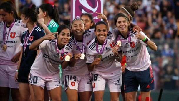 maria_viloria's tweet photo. 👀 Ayer conocimos dos noticias importantes para el fútbol femenino sudamericano, en temas económicos y de contratación.

Voy a explicar brevemente estas novedades: https://t.co/Zj0rAMXQM3