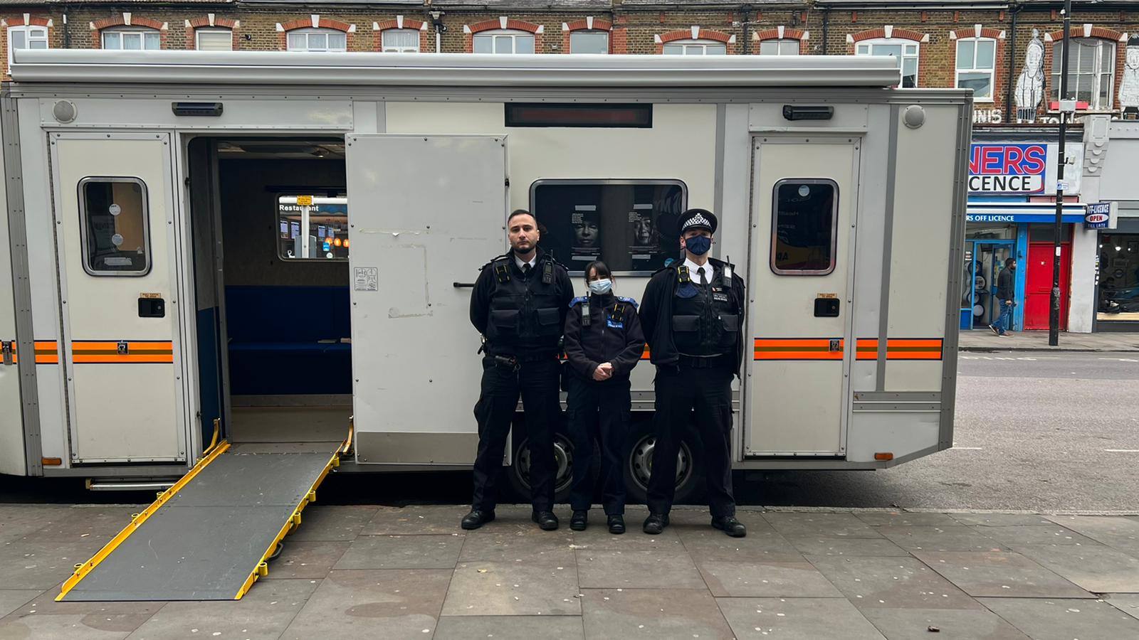 Highbury West Police on Twitter "Local SNT back out in Blackstock road