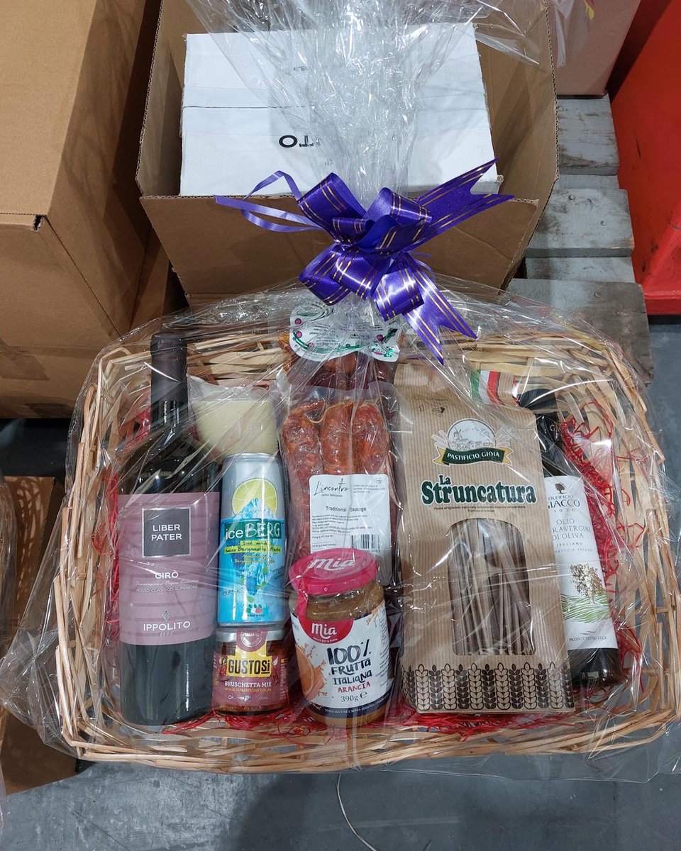 Italian luxury hampers!!
Perfect Christmas gift, £50 including free delivery in dorset 😍🎉🇮🇹🚚 winederful.uk