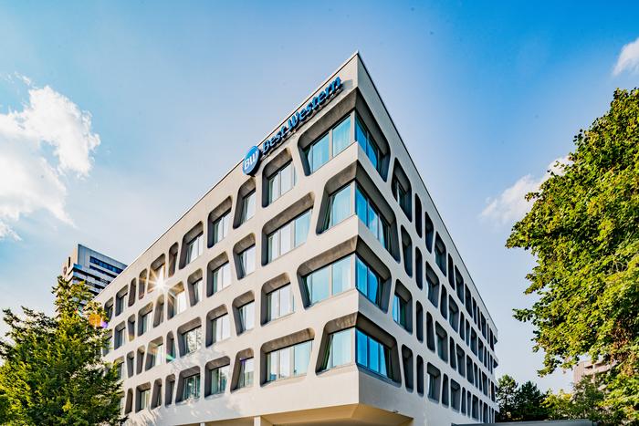 #Sieger bei den #Kunden: Die Best Western Hotels &amp; Resorts sind bei den „Deutschen Kunden-Awards 2021/22“ als Branchen-Champion in der Kategorie „Preis-Leistungs-Verhältnis“ auf dem ersten Platz ausgezeichnet worden. 🏆

Mehr in unserer Pressemitteilung: ow.ly/By0J50HgoNA