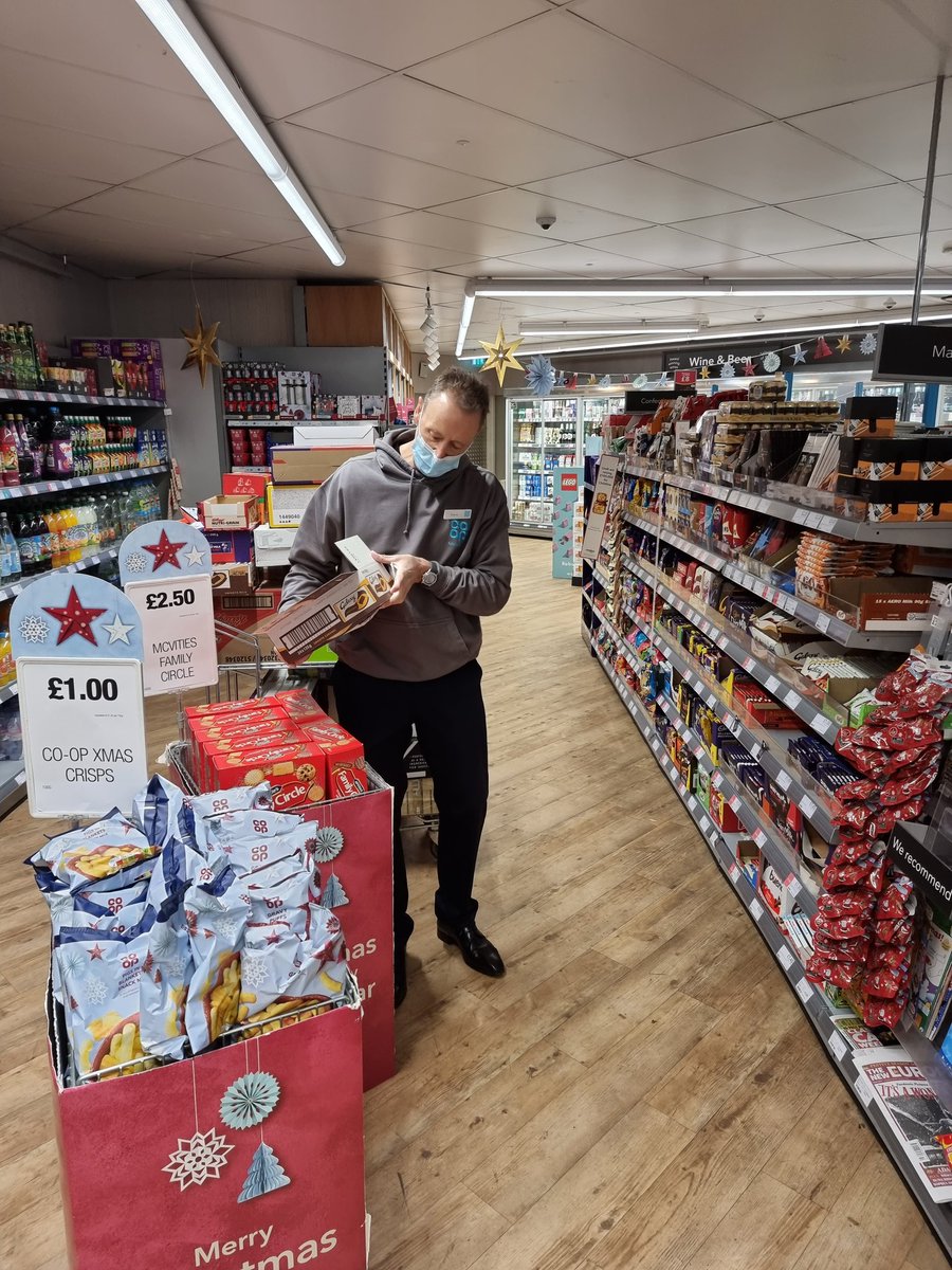Might be CEO but still happy to get stuck in filling Corporation Street's shelves earlier - thanks for your help today <a href="/Steve_Murrells/">Steve Murrells CBE</a>! 💪🏽🙂 <a href="/coopuk/">Co-op</a>