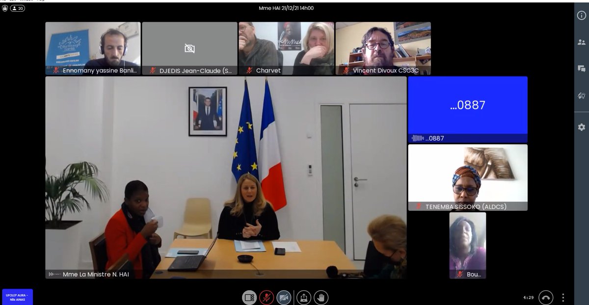 UfolepAURA's tweet photo. 1er webinaire "#GiletsRoses" avec la présence de Madame la Ministre @NadiaHAI78 , Ministre déléguée auprès de la Ministre de la Cohésion des territoires et des Relations avec les collectivités territoriales ! 

@UFOLEP @Sports_gouv https://t.co/jWmqJiOydC