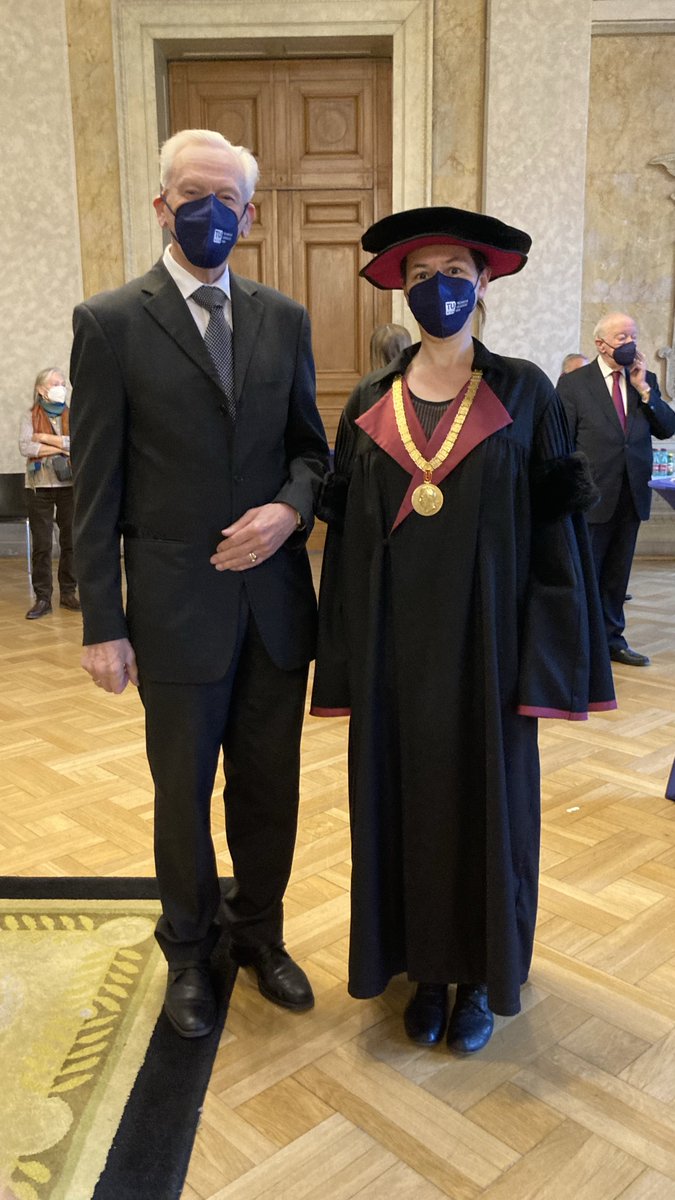 IWR_Water's tweet photo. Congratulations! 🥳

Prof. Kroiss Helmut has been honoured and celebrated by being awarded the "goldenes Diplom" of the Vienna University of Technology. 
Can you guess who had the privilege to represent the Senate at the ceremony? Yes, that's Heidi Schaar in full regalia! https://t.co/XHTu5SNURg