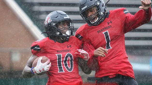 NEW OFFER! 2022 WR/DB <a href="/HefnerMustafa/">Mustafa Hefner</a> thankful @LCPanthers_FB offered! #ONEfamily🔴⚫️

hudl.com/profile/102406…