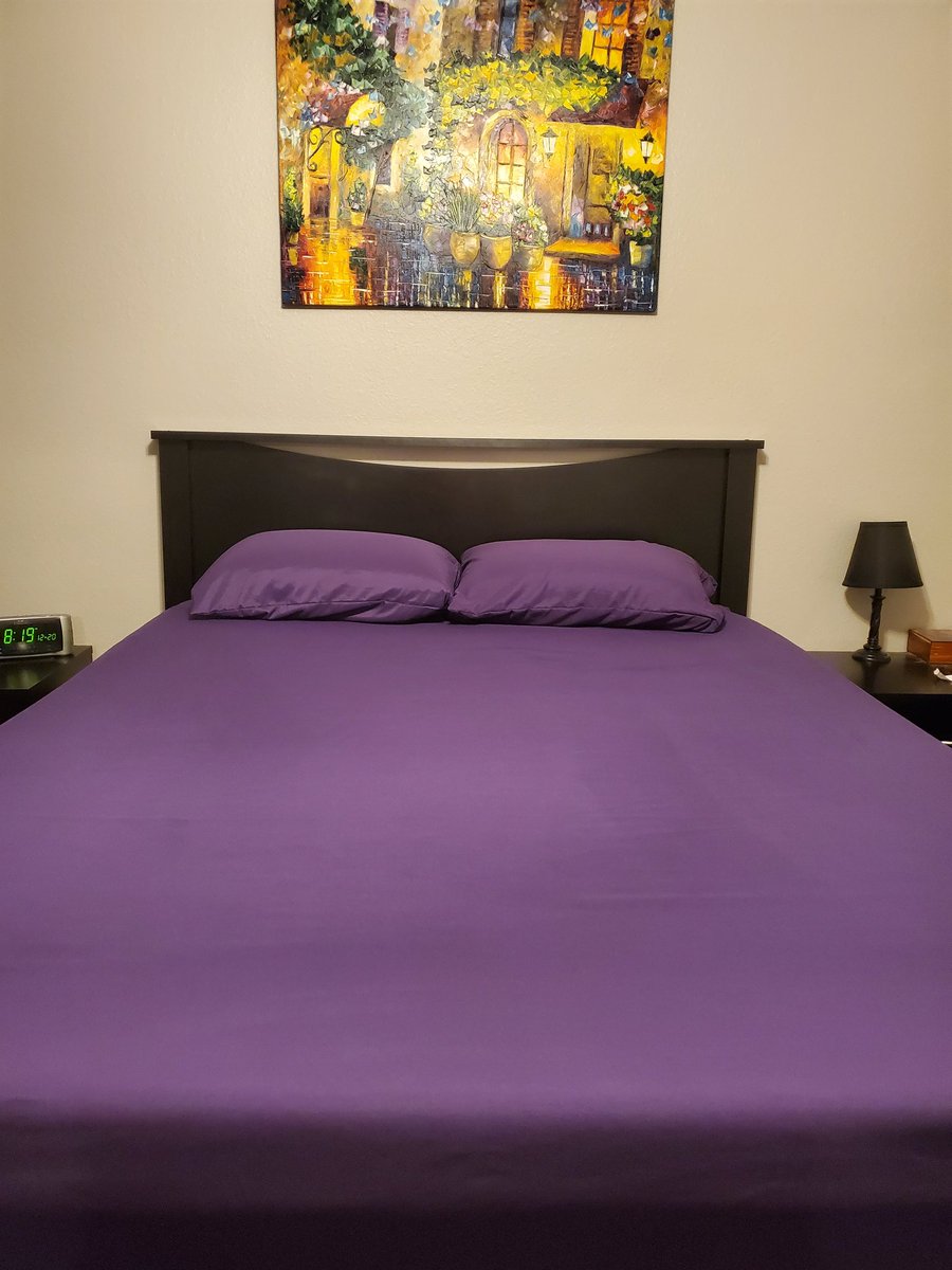 KCar0726's tweet photo. Thank you to @Rockies @denvermattress &amp; @Purple for this amazing mattress! 💜🙏🏼 It's so appreciated! Freddie at Denver Mattress was wonderful &amp; helped us pick the right one. The delivery crew was friendly &amp; efficient. Thank you again! #HowWePurple 💜⚾️🖤 Go Rockies! https://t.co/vk743beFmh