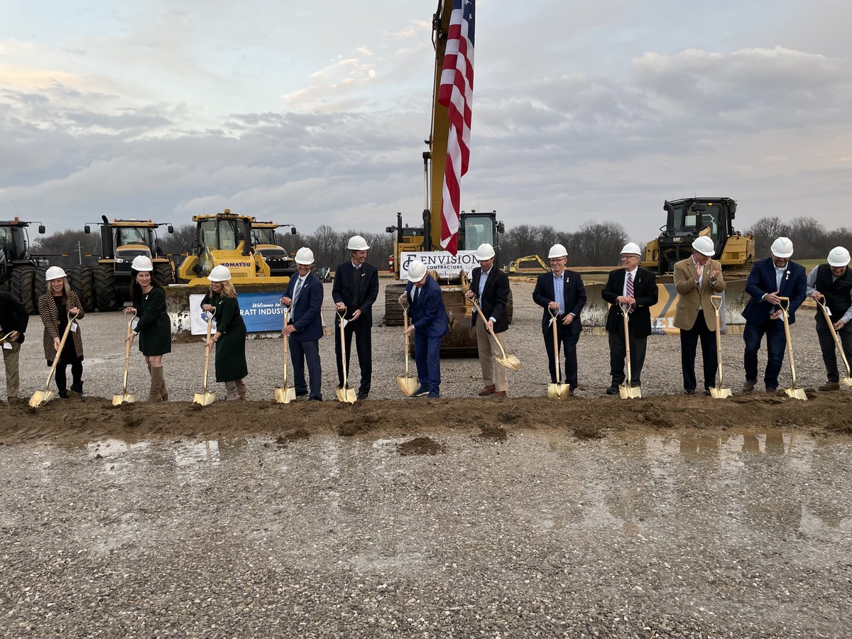 WielandBuilds's tweet photo. WIELAND is excited to announce it has been awarded the new @PrattIndustries recycled paper mill project in Henderson, KY, a $500M investment. WIELAND executives joined numerous other dignitaries at the groundbreaking on December 16 in Kentucky. #WIELANDBuilds https://t.co/AvWRnsWgoF