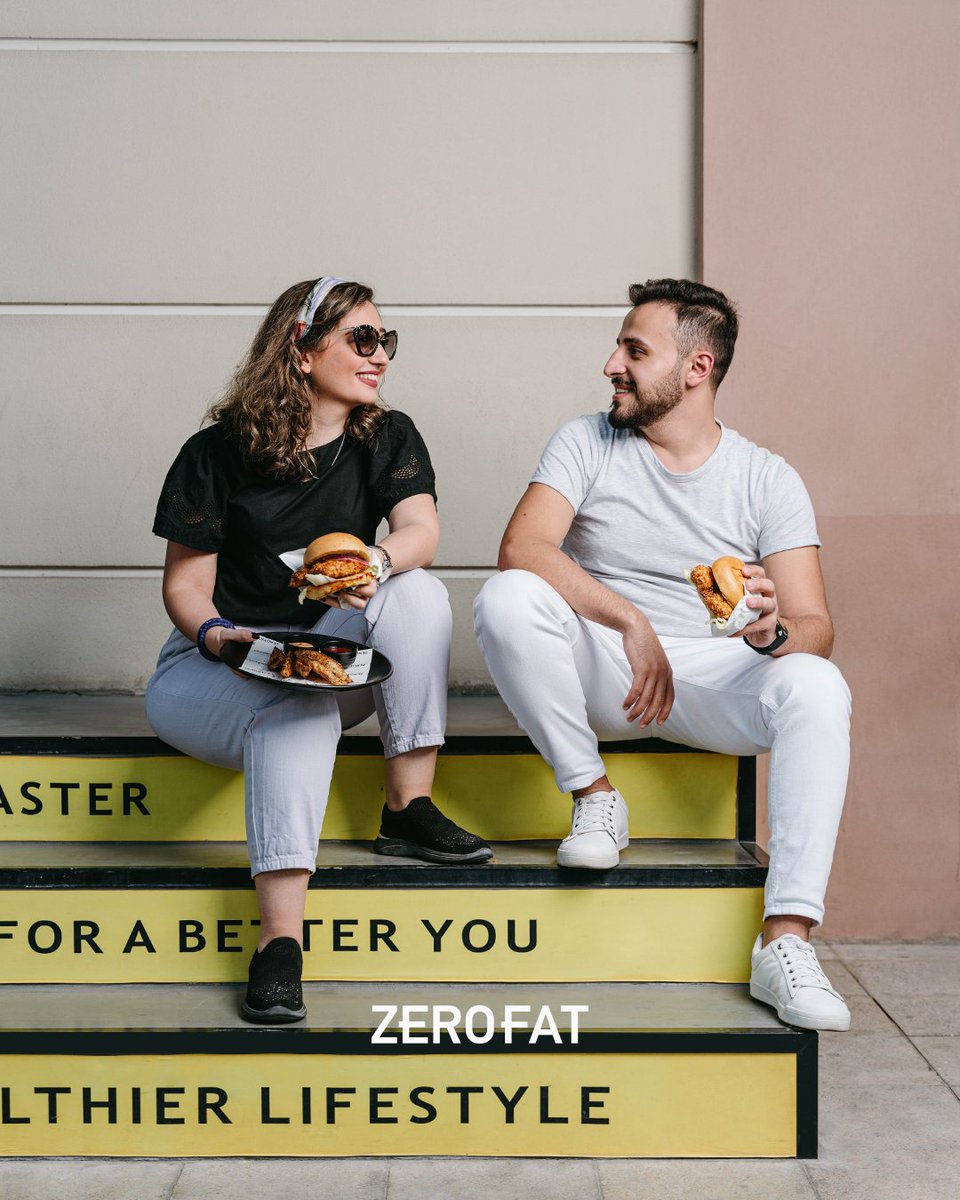 Zerofatae's tweet photo. فِت برجر وشريك للجلسة، الثنائي المثالي.

Fit Burger + your favorite person = perfect combination! 💯

#zerofatae #fitburger https://t.co/DfHjA23og7