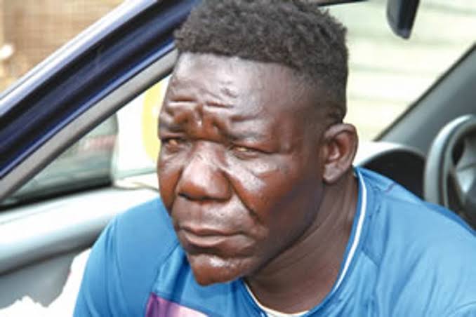 черный некрасивый