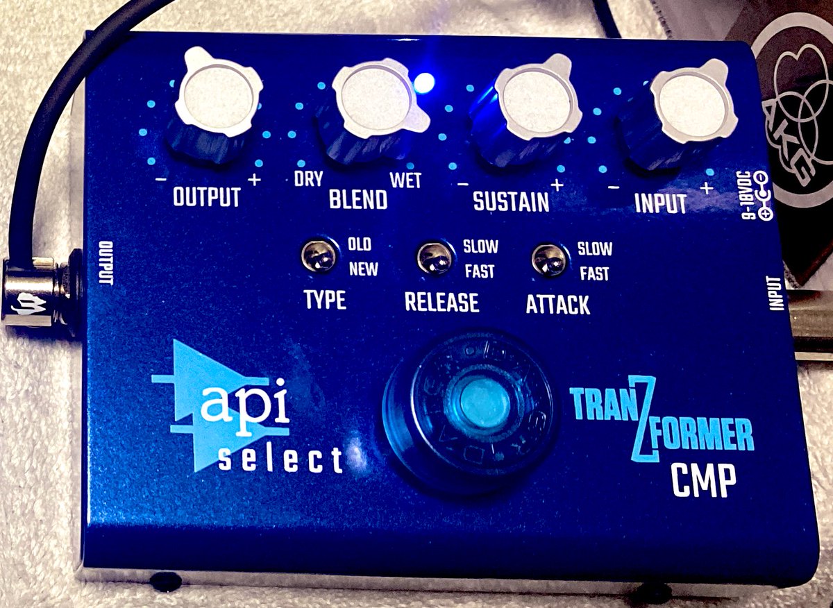 ZePeLi_NYF_bass's tweet photo. #API_Audio
#TRANZFORMER
#CMP https://t.co/69p83TvXtG