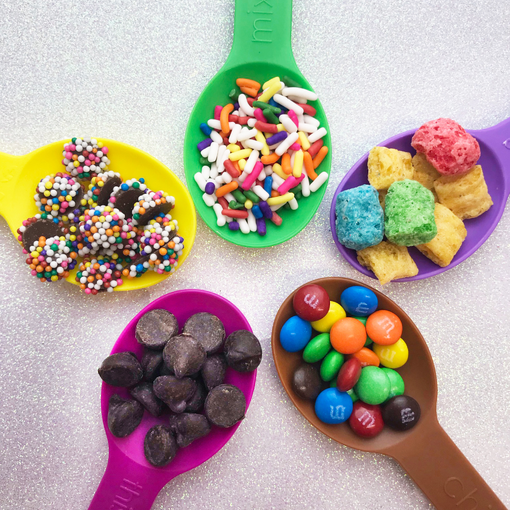 Which of our toppings put you in the most festive spirit? Tell us below! #Menchies #FrozenYogurt #Froyo #CheesecakeBites #Strawberries #RainbowSprinkles #M&Ms #Holidays2021 #Christmas2021