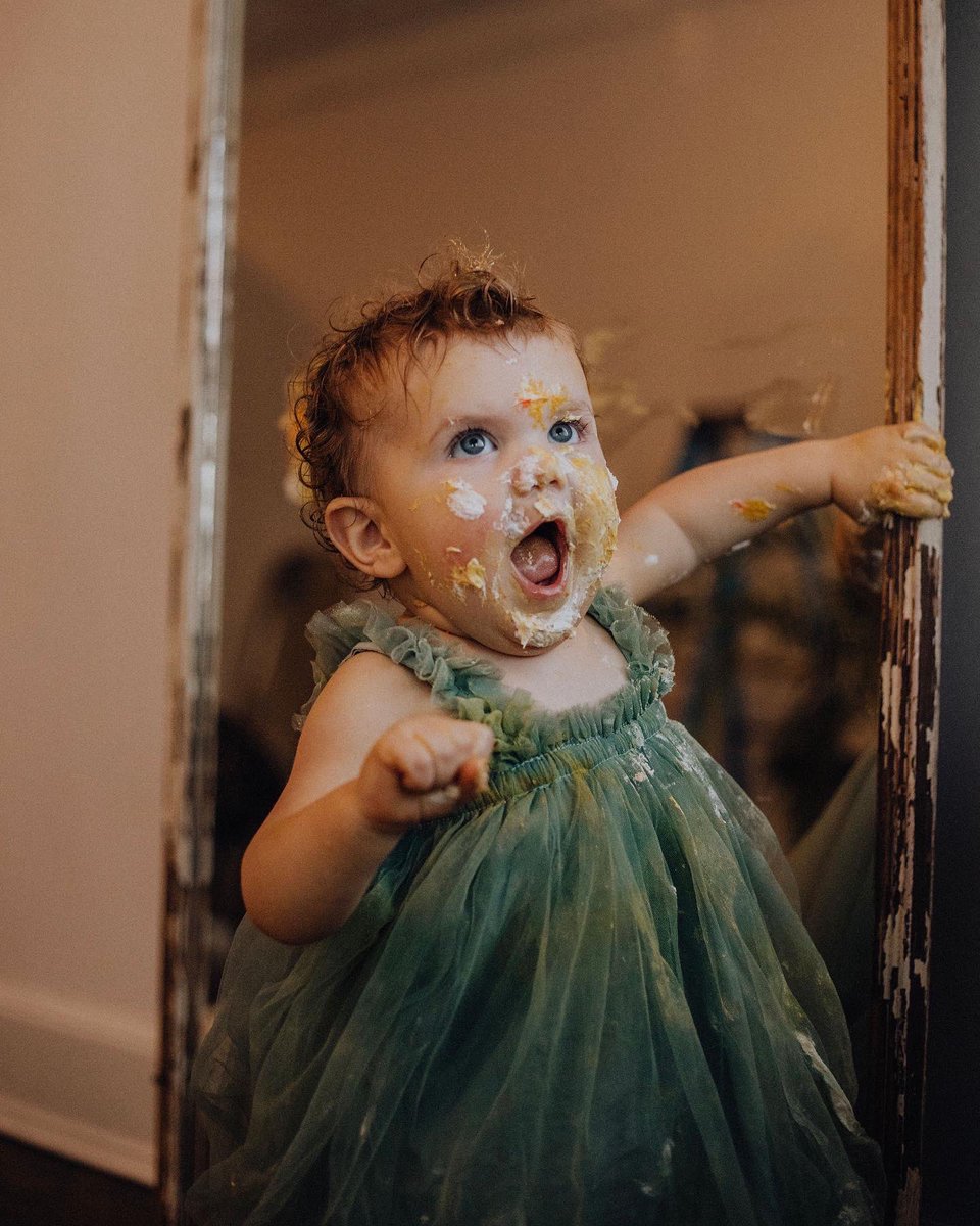 justjess_5's tweet photo. Did I go all out and pay for a photo shoot of Rorie for her first birthday? Sure did. Do I regret it? Not for a damn second. https://t.co/ropV7RSJ38